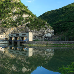 Ovčarsko-kablarsko jezero